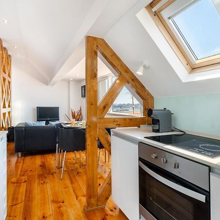 Whome | Premium River View Apartment Лісабон Екстер'єр фото